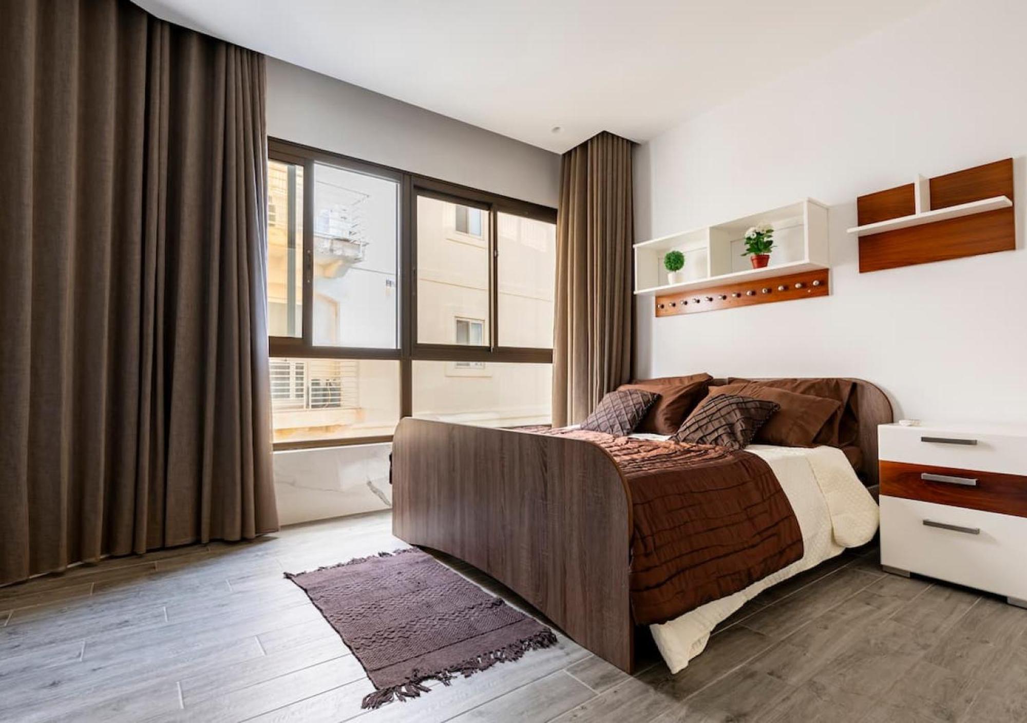 Sea View Luxury Haven Living & 3Bedrooms Seafront 슬리에마 외부 사진