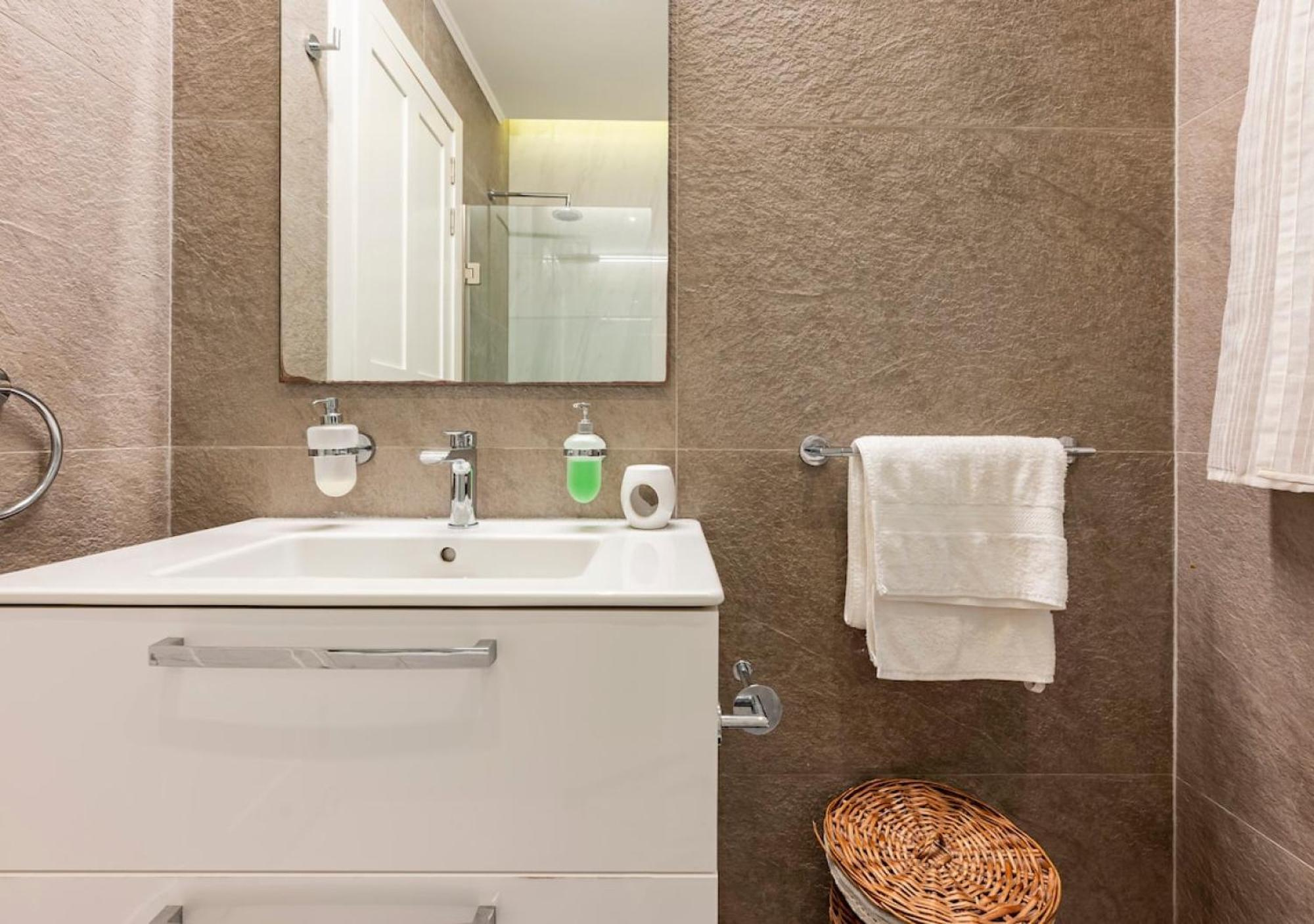 Sea View Luxury Haven Living & 3Bedrooms Seafront 슬리에마 외부 사진