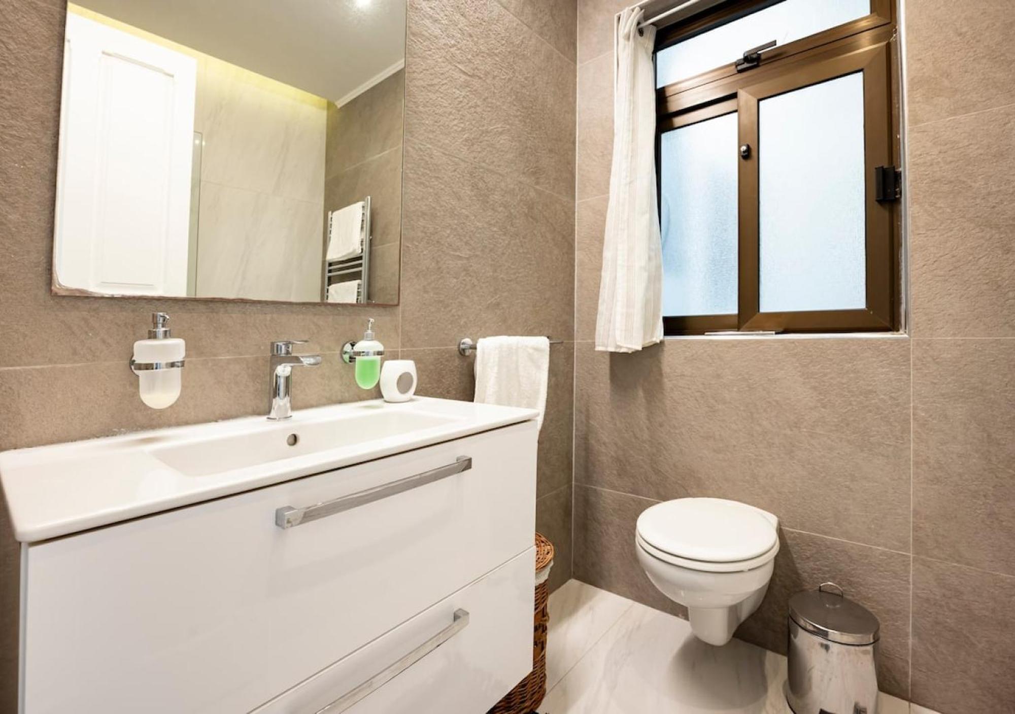 Sea View Luxury Haven Living & 3Bedrooms Seafront 슬리에마 외부 사진