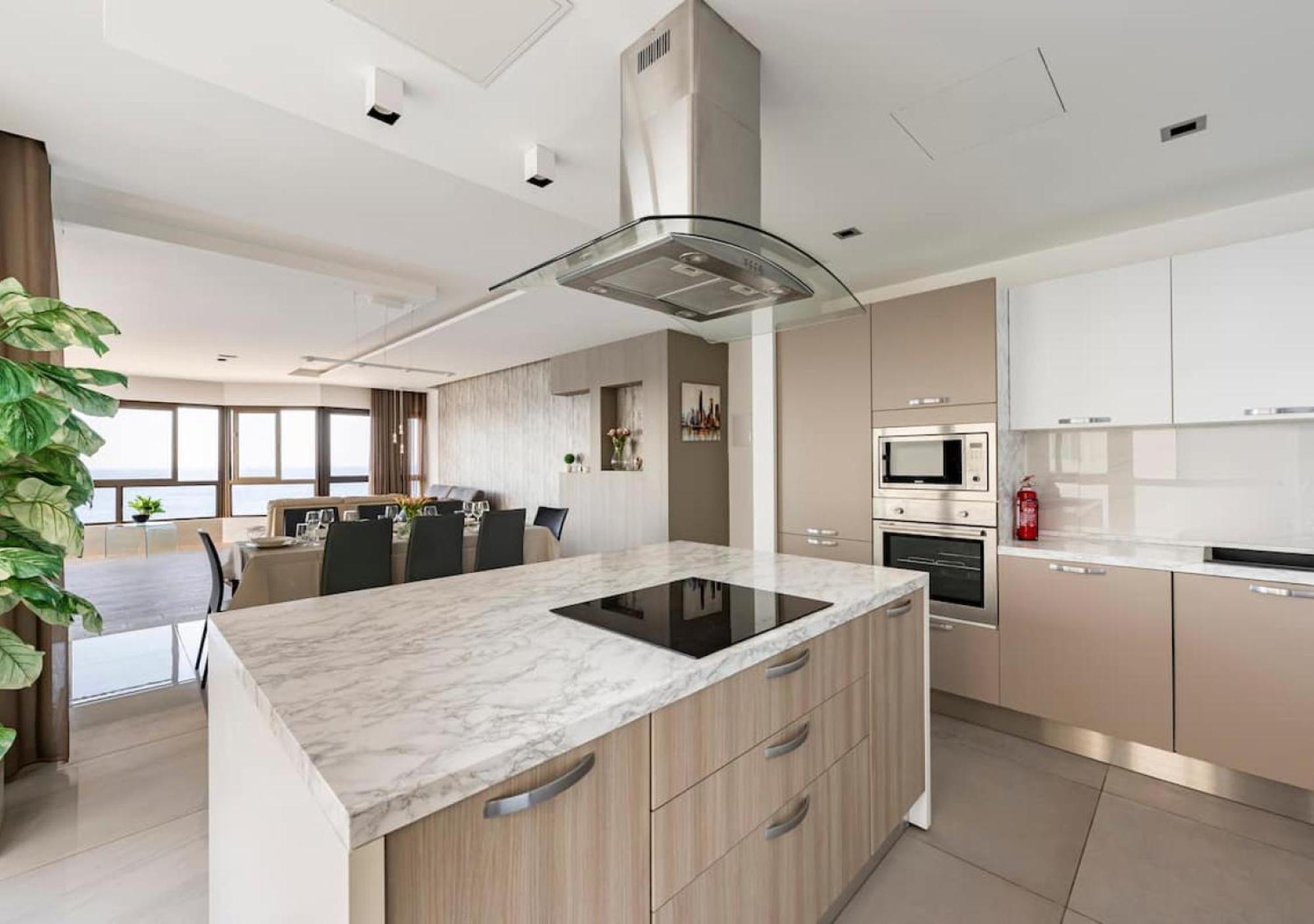 Sea View Luxury Haven Living & 3Bedrooms Seafront 슬리에마 외부 사진