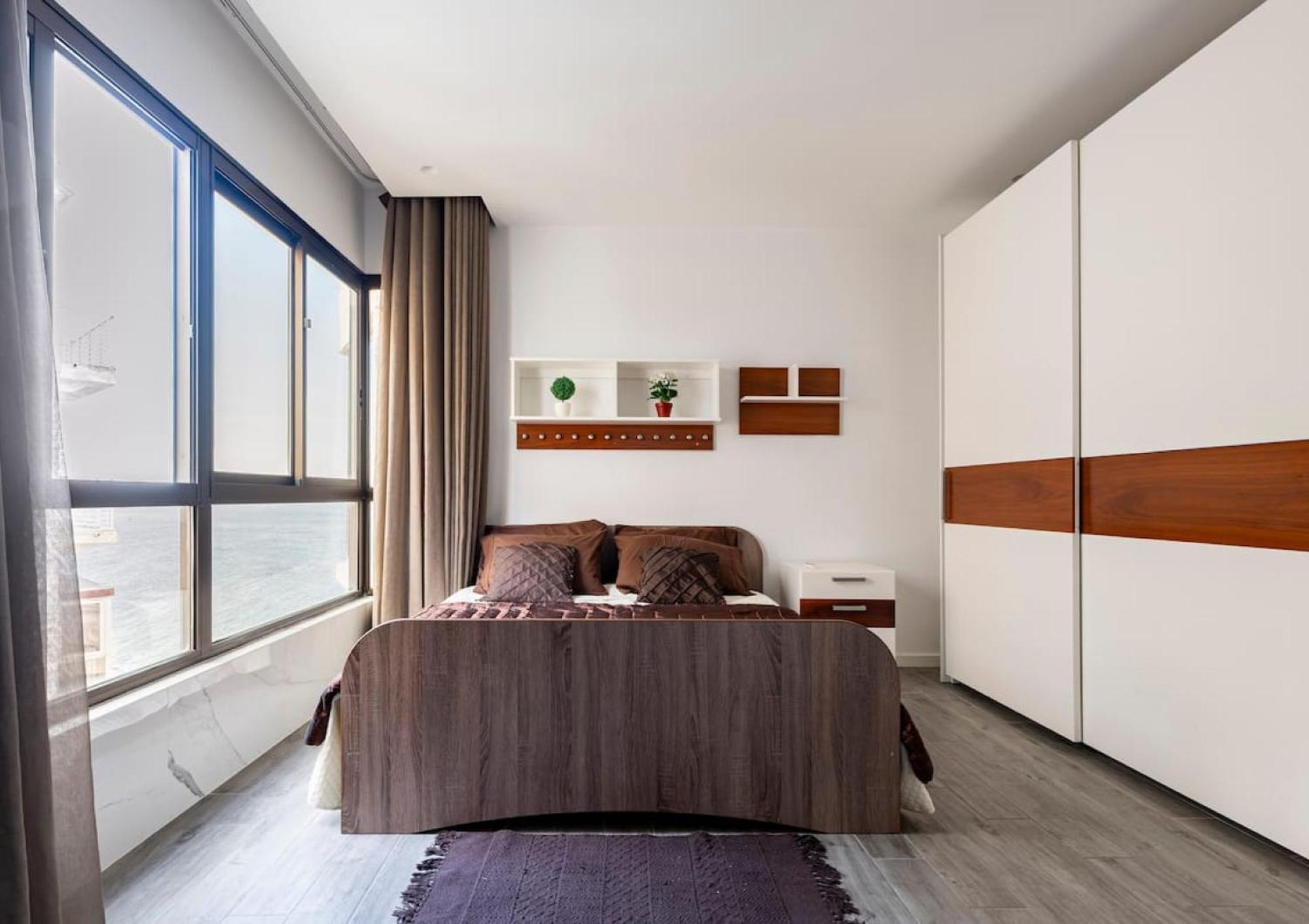 Sea View Luxury Haven Living & 3Bedrooms Seafront 슬리에마 외부 사진